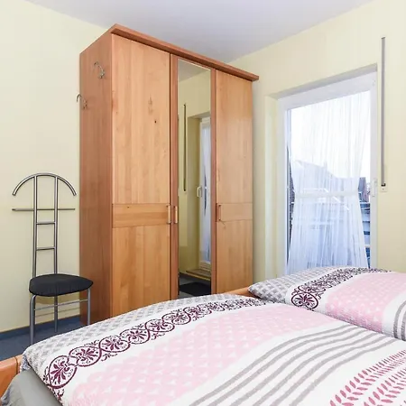 Apartment Mit Balkon Im Haus Seekieker *