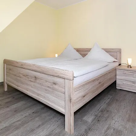 Mit Balkon Im Haus Seekieker בנסרסיל