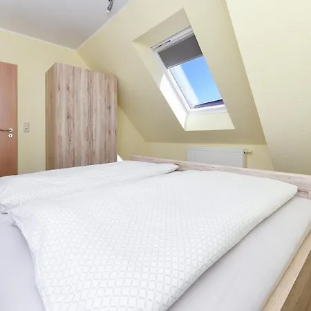 Apartment Mit Balkon Im Haus Seekieker Bensersiel