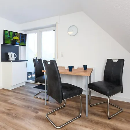 Mit Balkon Im Haus Seekieker Apartament Bensersiel